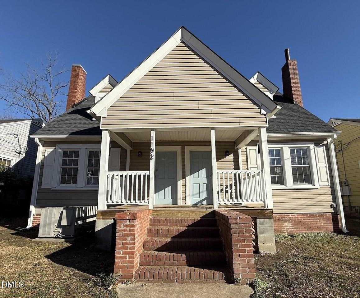 1102 N Buchanan Blvd Unit B - Photo 4 of 25