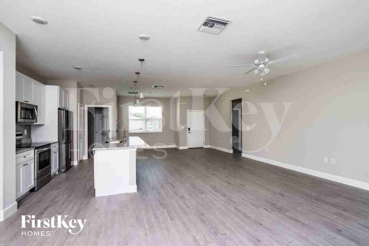 286 Joy Haven Ave Nw - Photo 4 of 16