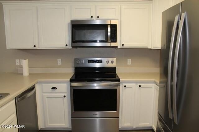 403 S Harless St - Photo 6 of 18