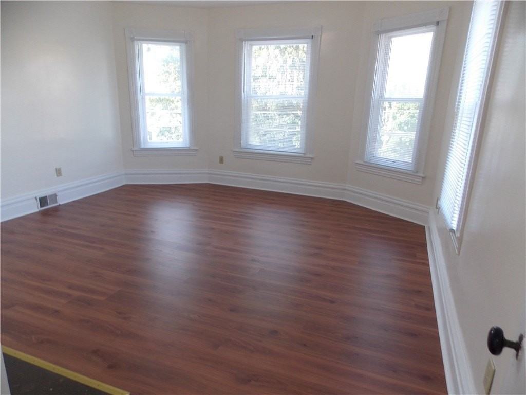 316 S Washington St #B - Photo 6 of 15