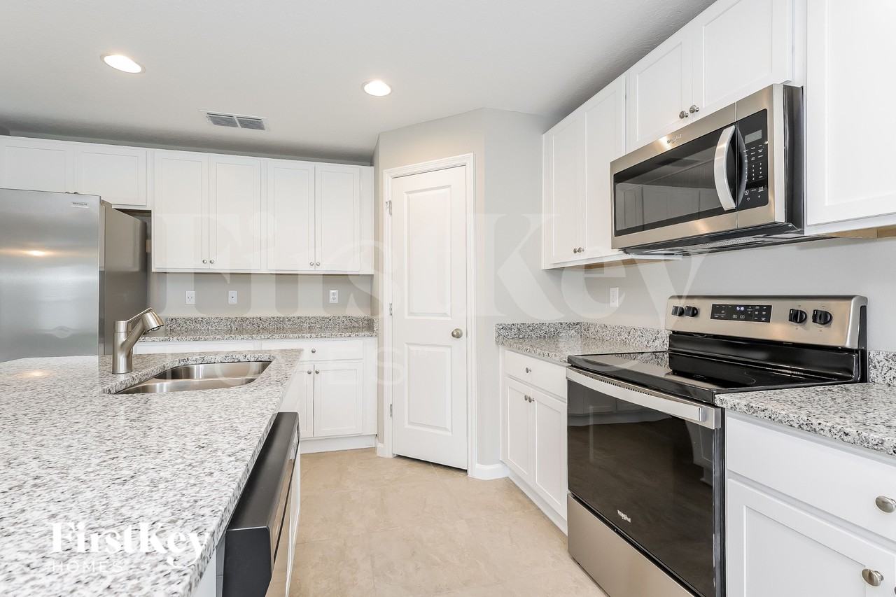 159 Southern Breeze Loop - Photo 5 of 16