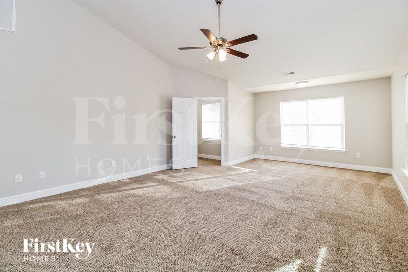 6623 Barton Creek Dr - Photo 7 of 15