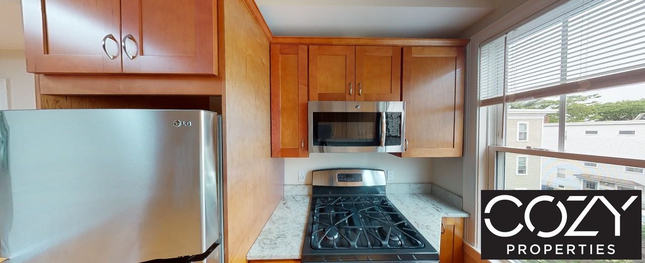 9 Marney St #3 - Photo 2 of 8