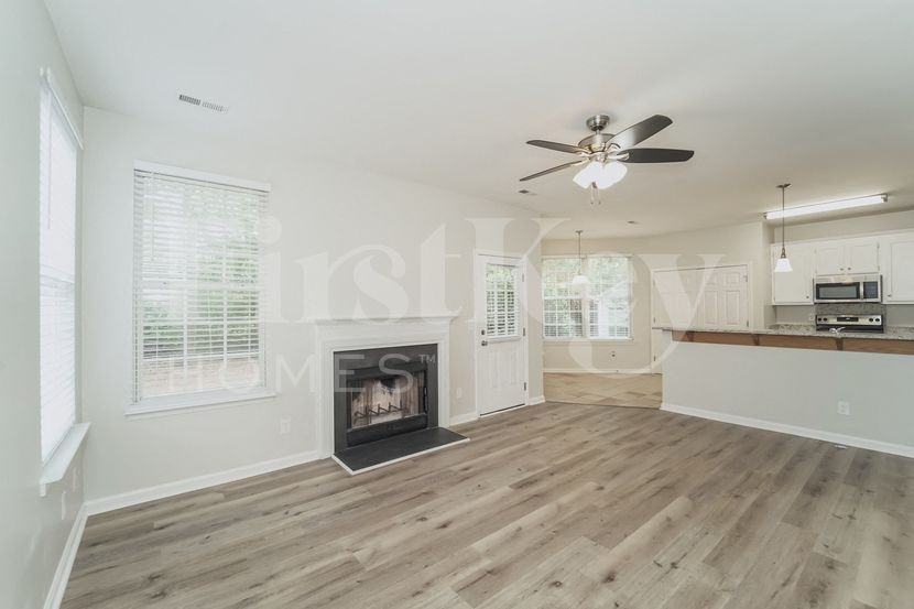 6412 Spanish Moss Ln - Photo 4 of 15