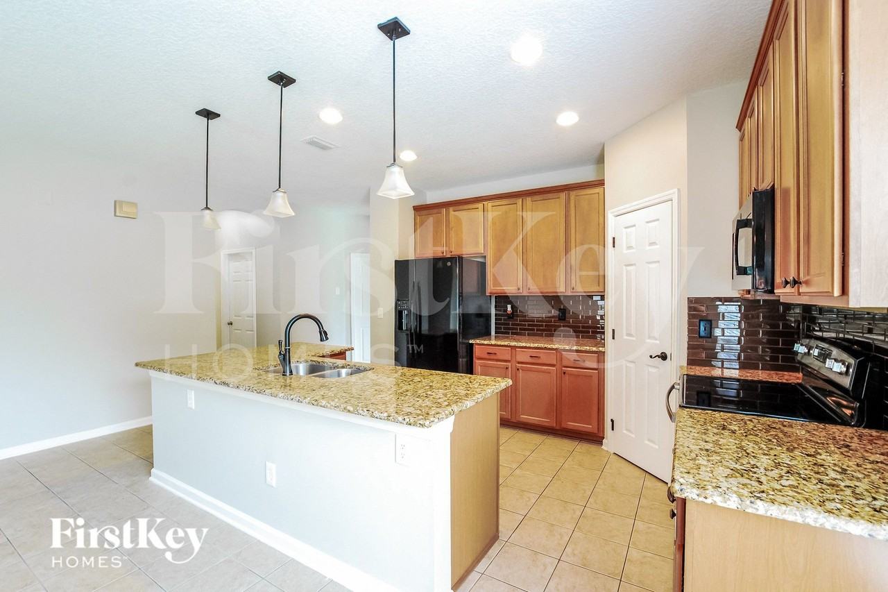 1256 Stonehedge Trail Ln - Photo 6 of 15