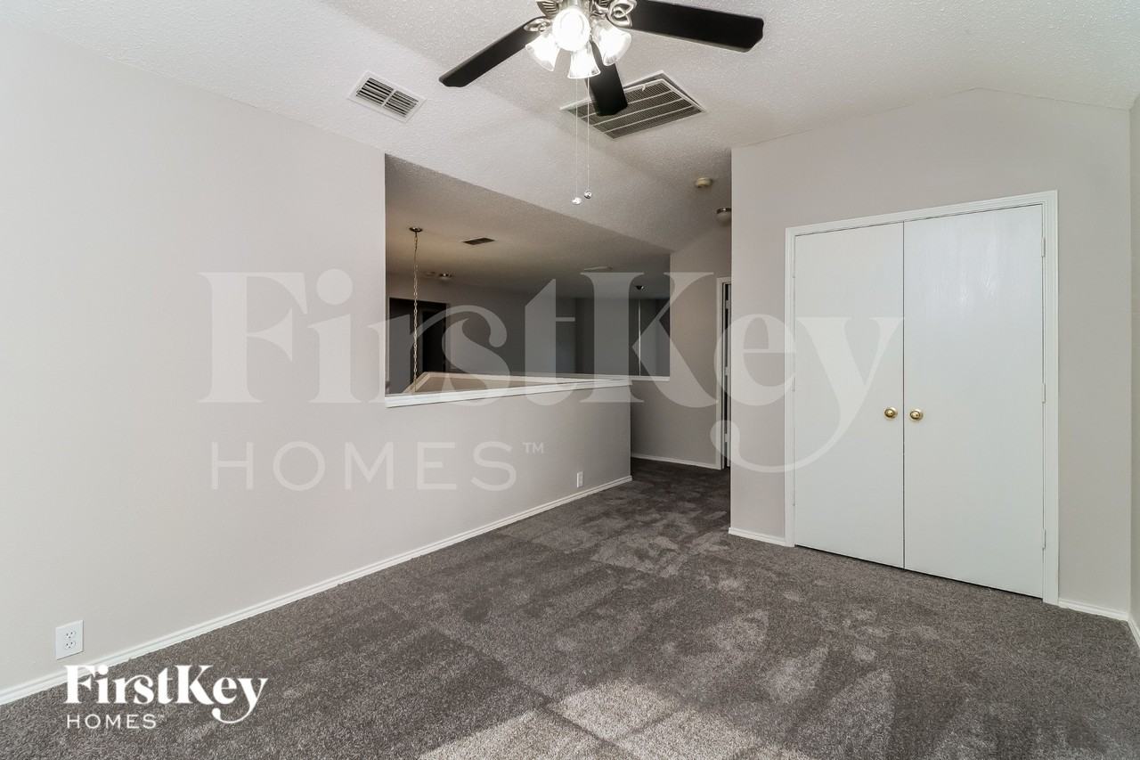 8508 Ohara Ln - Photo 2 of 15