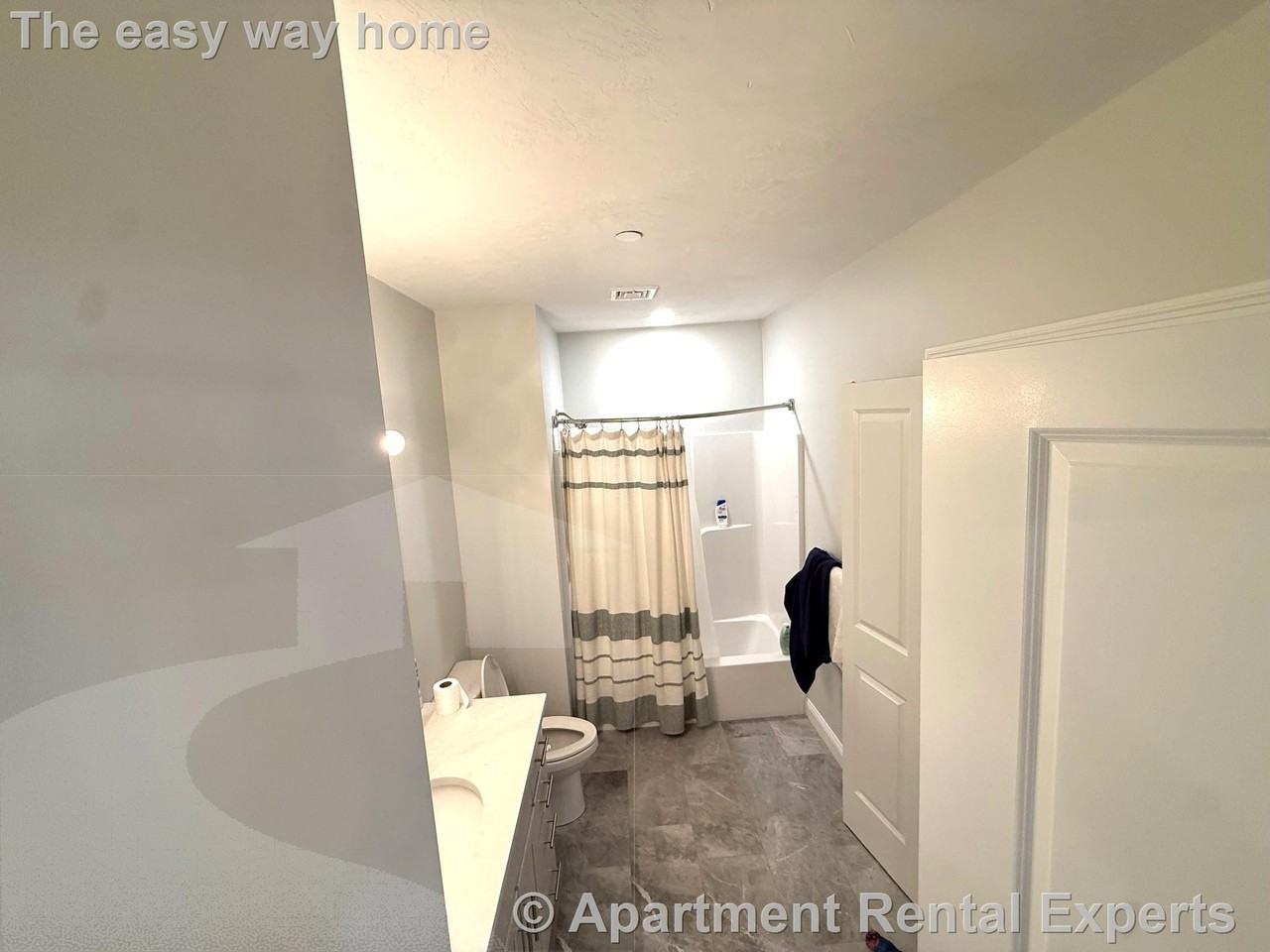 320 Middlesex Ave #D107 - Photo 7 of 17