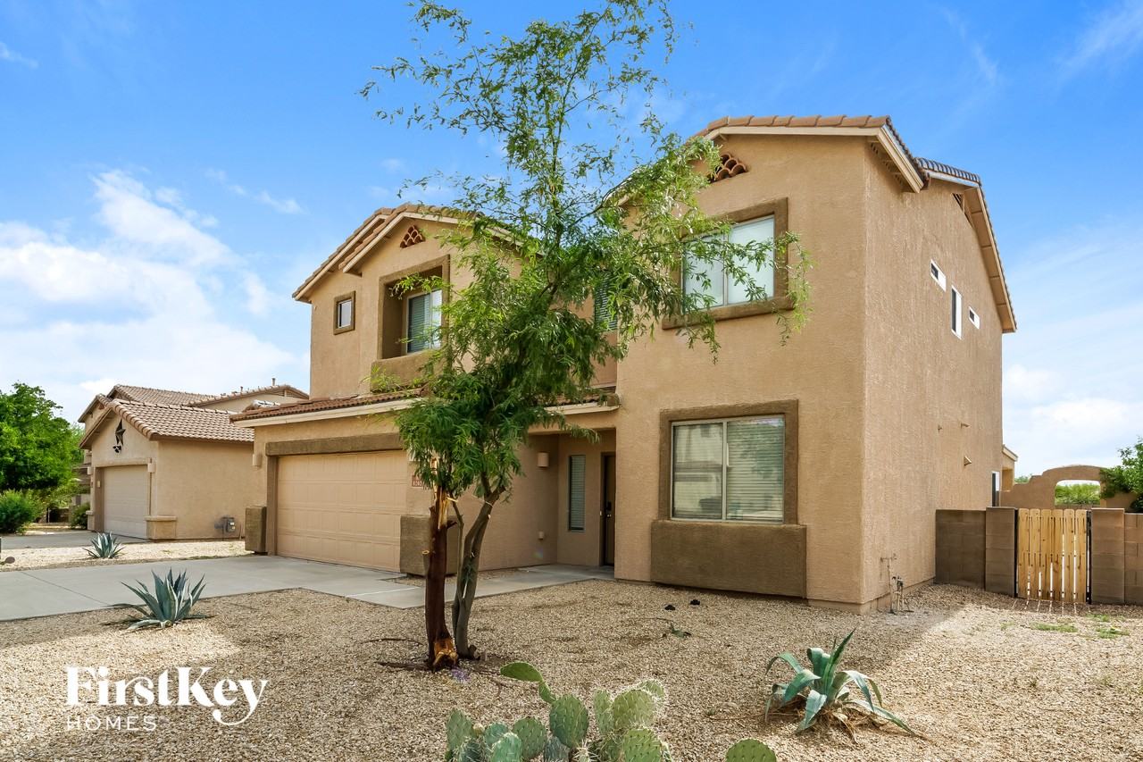 8202 S Placita Gijon - Photo 2 of 15