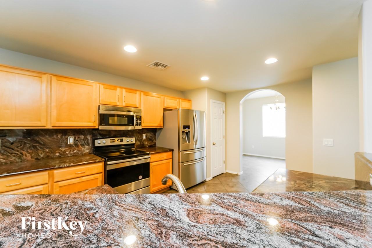 8202 S Placita Gijon - Photo 7 of 15