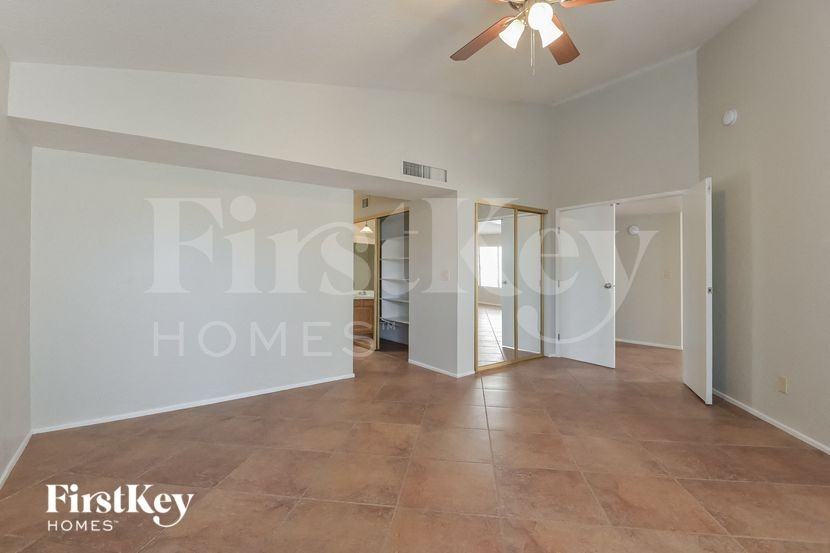 3240 N Hill Farm Dr - Photo 7 of 15