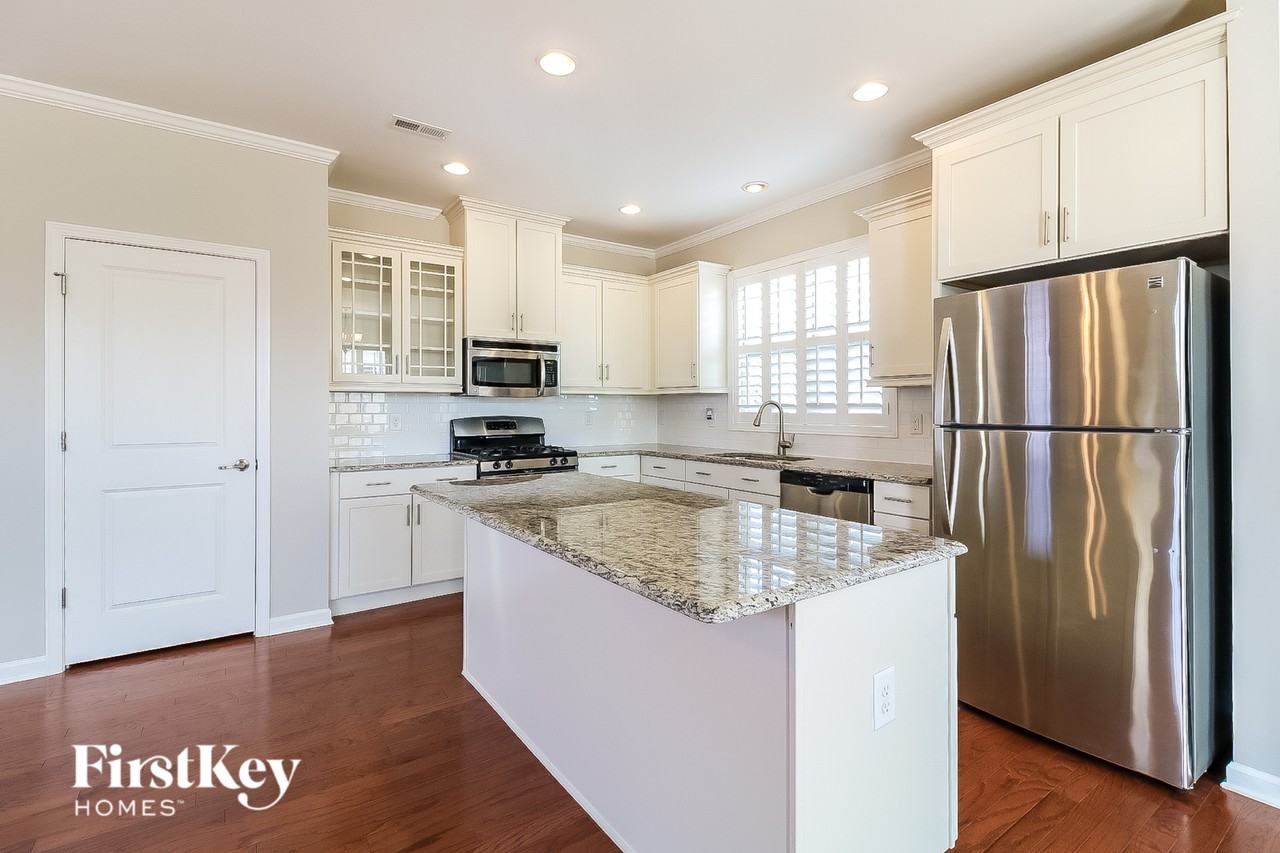 69 Plum Ln - Photo 4 of 14