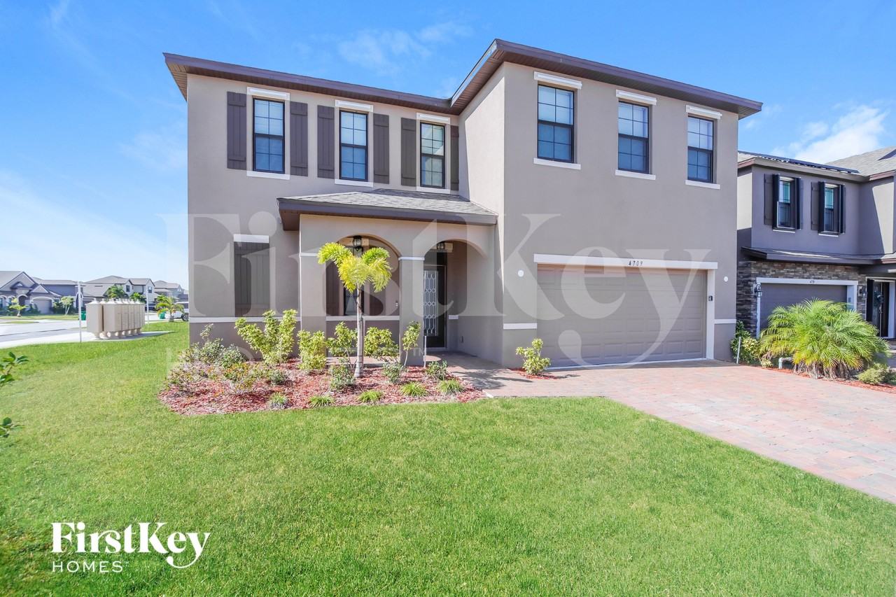 4709 Alligator Flag Cir - Photo 2 of 15