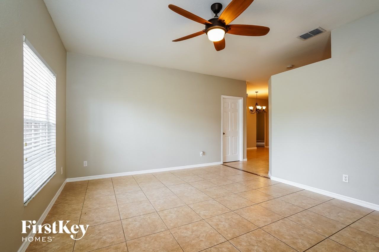 806 Anza Ave - Photo 3 of 15