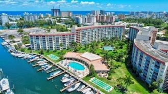 2731 Ne 14th Street Cswy Apt 412 - Photo 1 of 1