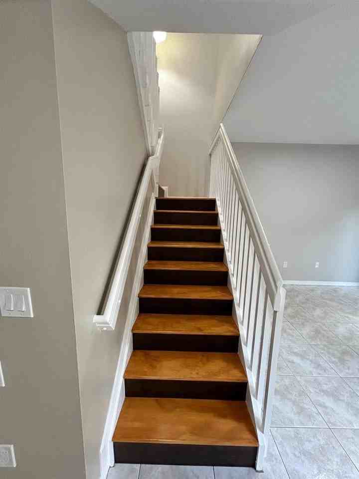 732 Sw 106th Ave - Photo 7 of 24