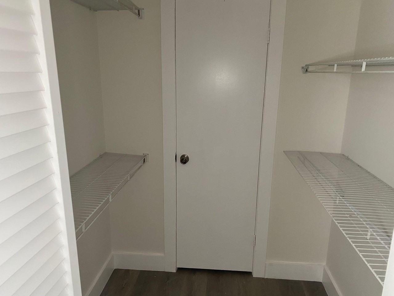 11266 Sw 12th St - Photo 6 of 19