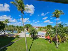 featured image of 1450 Ne 191st St Apt 303