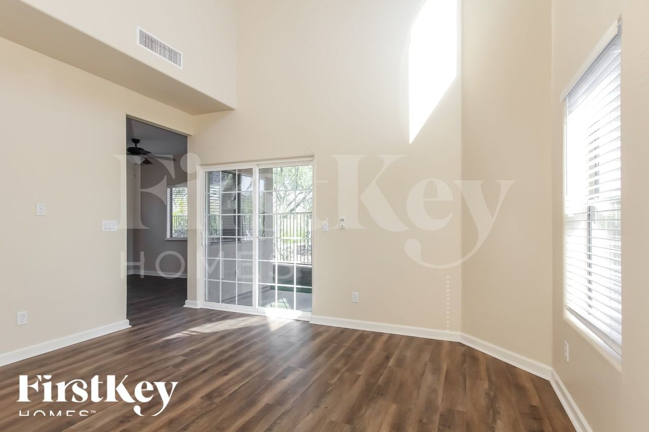 22022 N 29th Dr - Photo 4 of 15