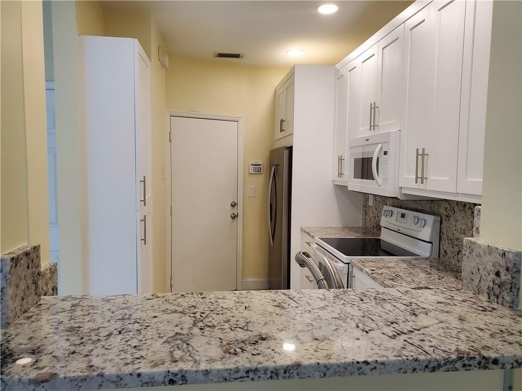 3569 Santa Fe Pl - Photo 3 of 20