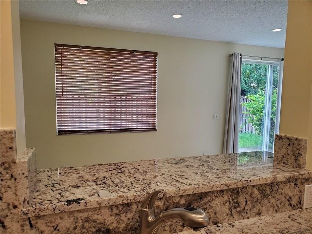 3569 Santa Fe Pl - Photo 5 of 20