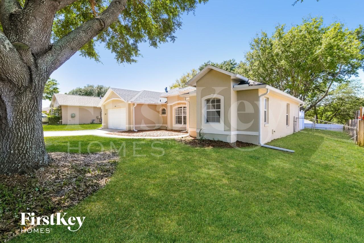 1118 Windy Bluff Dr - Photo 2 of 15