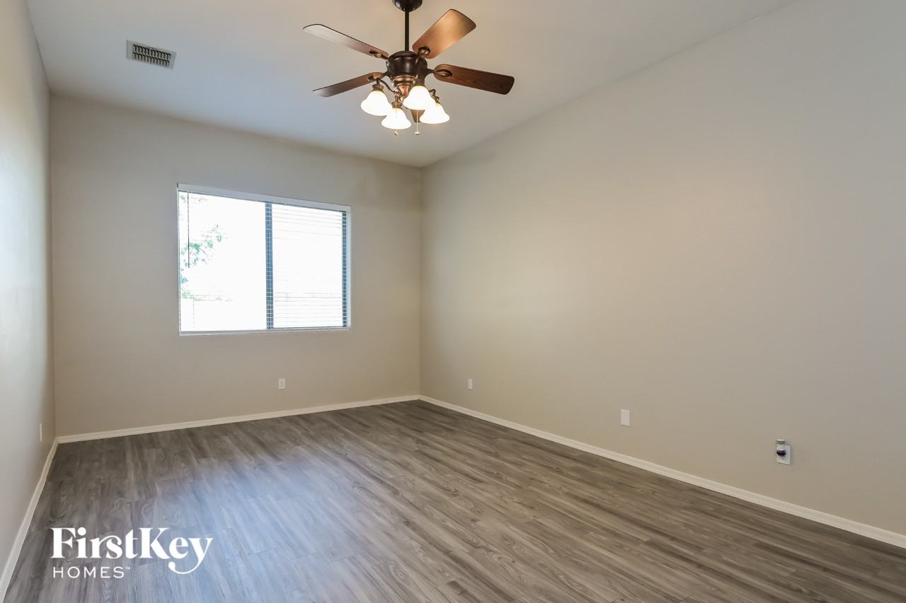 8551 N Rolling River Dr - Photo 7 of 15