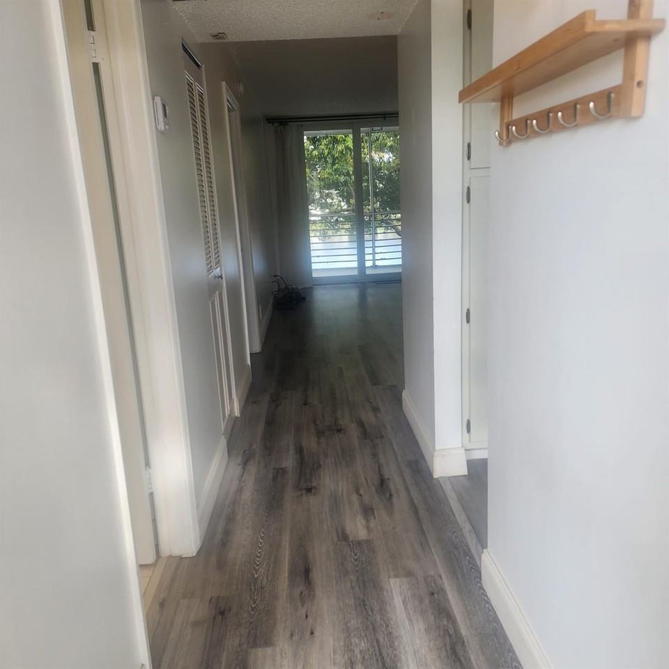 9430 Poinciana Pl Apt 305 - Photo 6 of 24