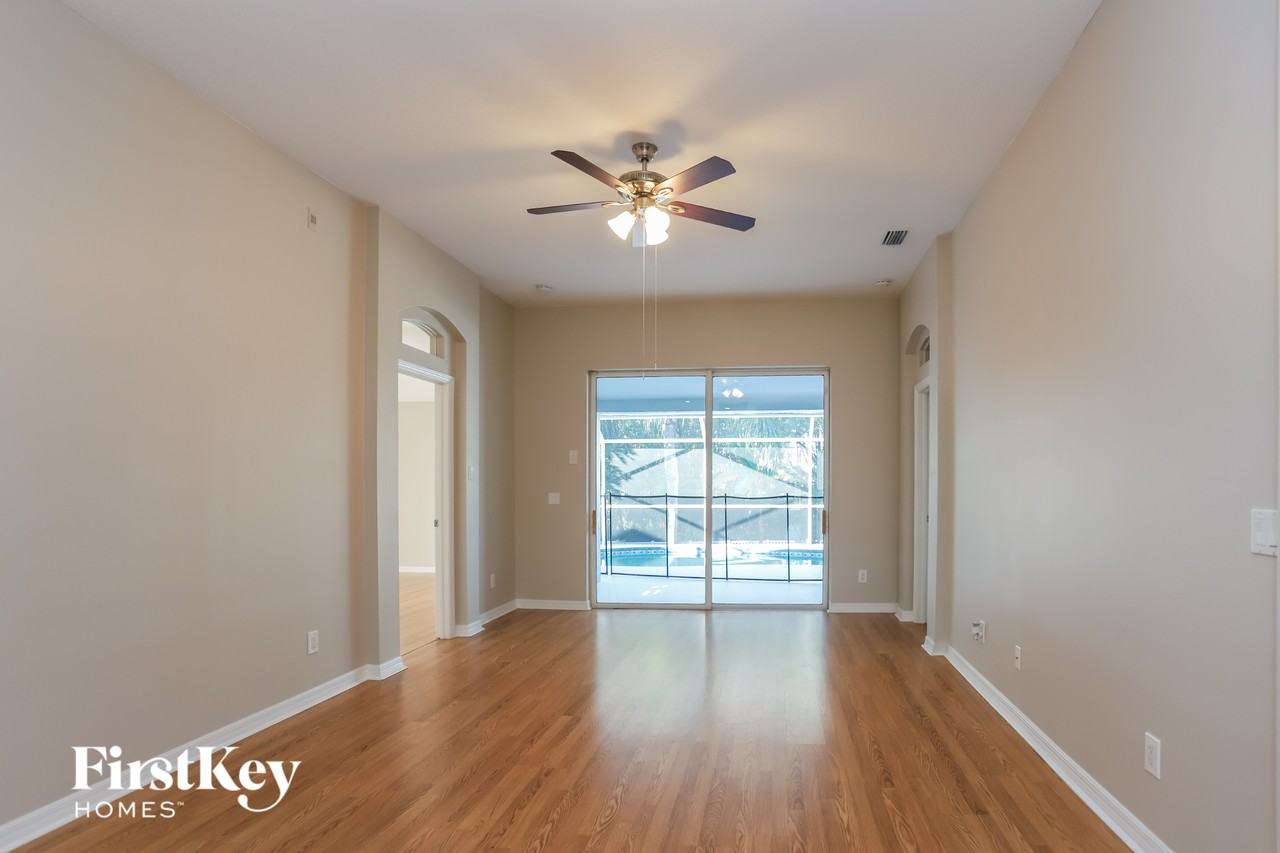 9836 Laurel Ledge Dr - Photo 2 of 15