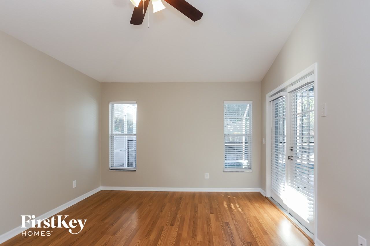 9836 Laurel Ledge Dr - Photo 6 of 15