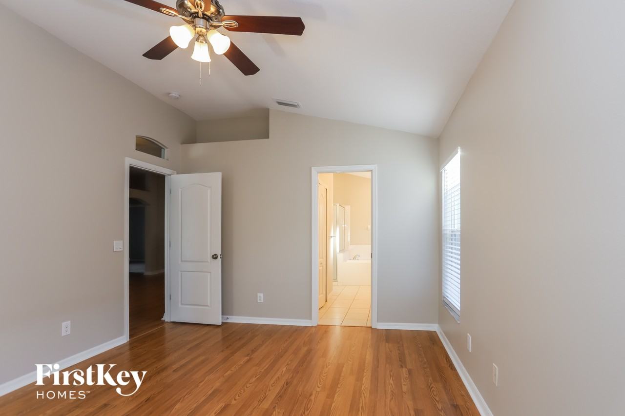 9836 Laurel Ledge Dr - Photo 7 of 15