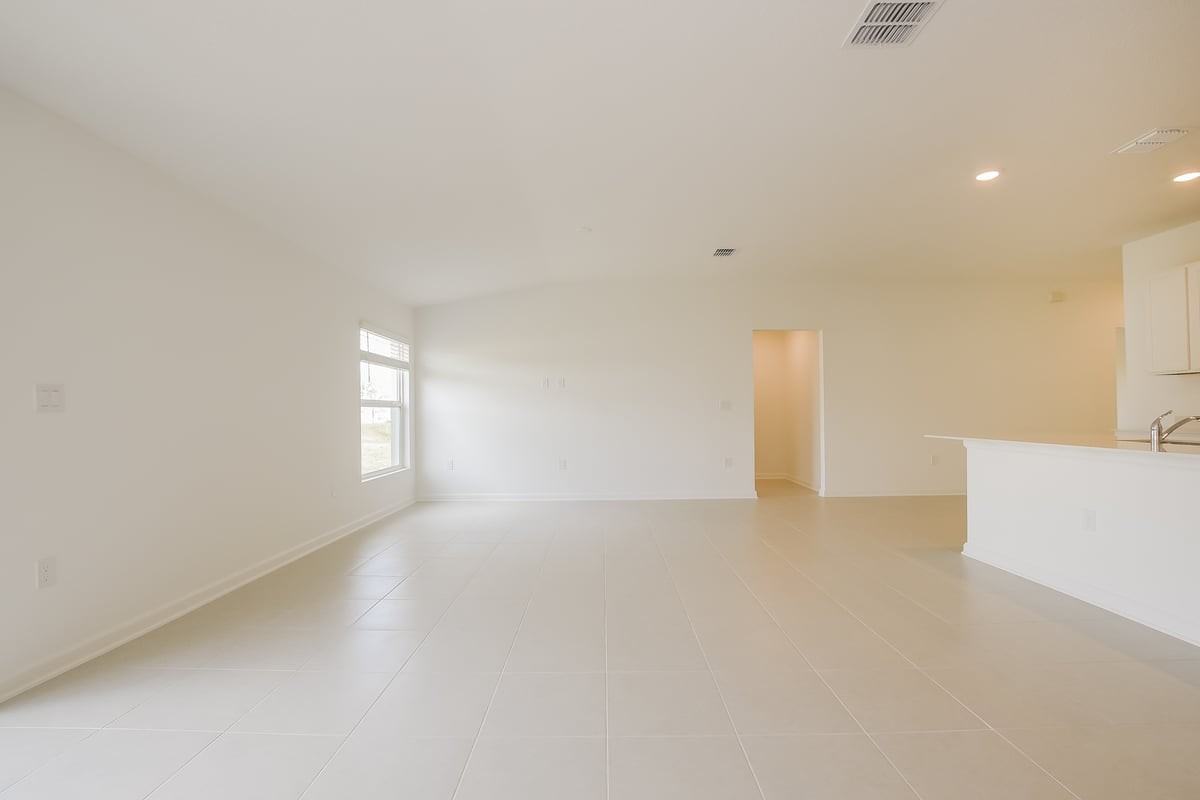 1348 Blue Ash Ln - Photo 5 of 16