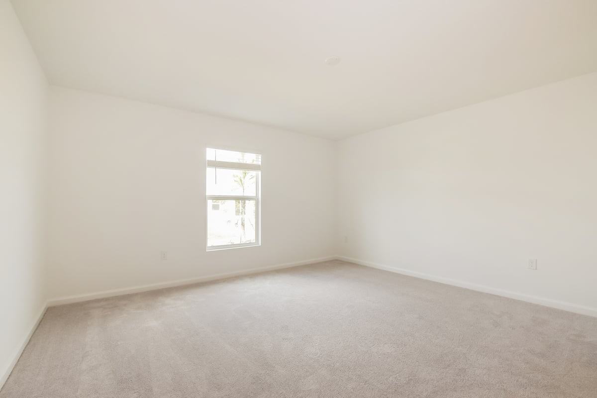 1348 Blue Ash Ln - Photo 7 of 16