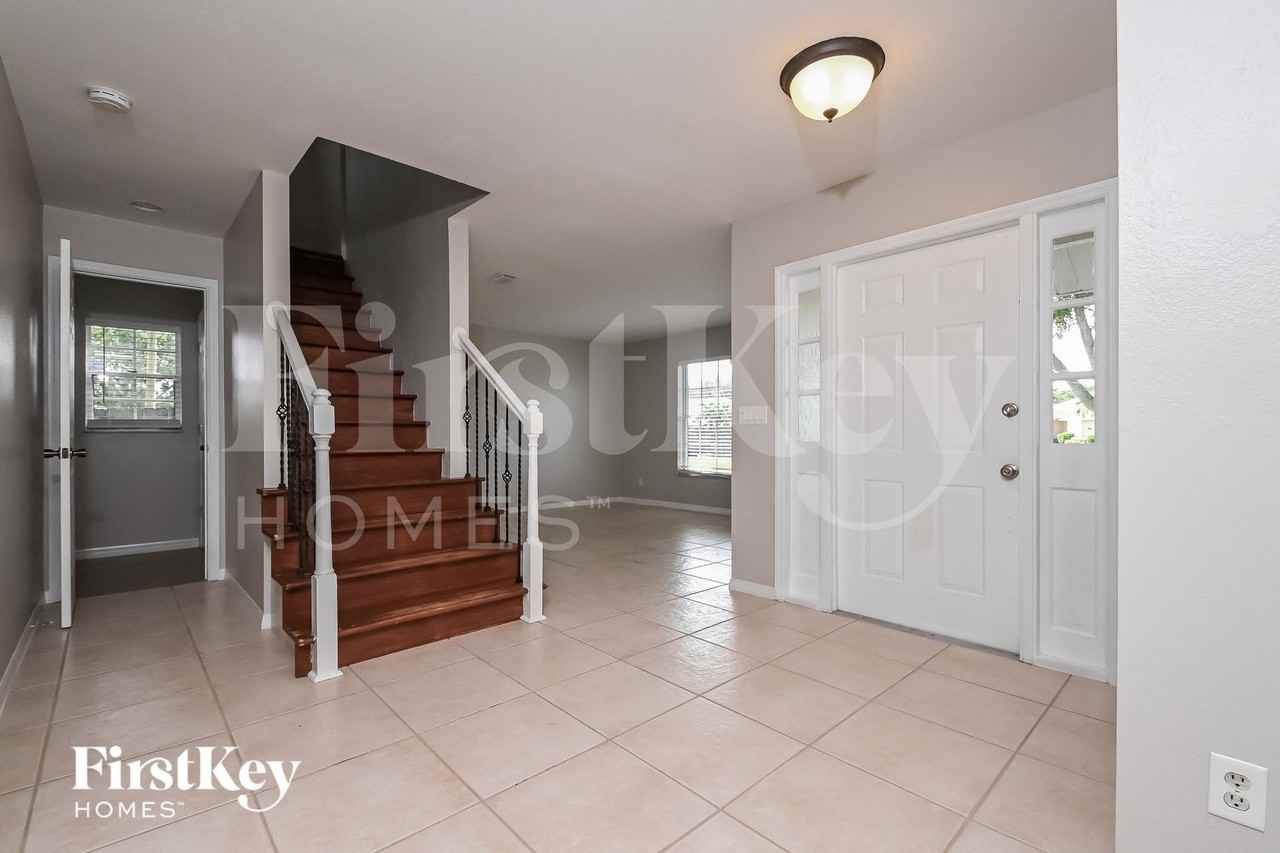 15 Se 12th Ave - Photo 2 of 15