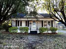 featured image of 715 Fisher Ferry St