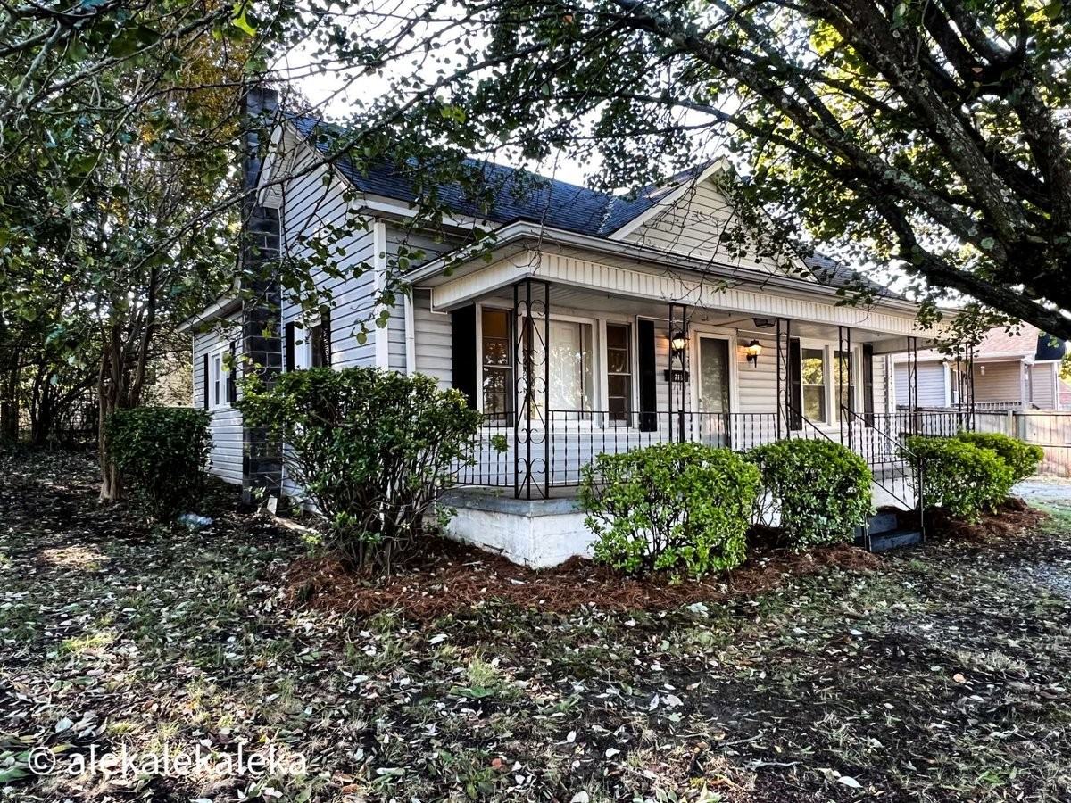 715 Fisher Ferry St - Photo 2 of 18