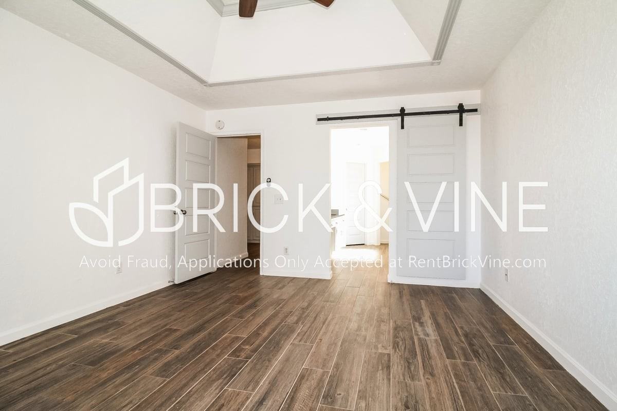 2841 S Indian Meridian - Photo 7 of 16