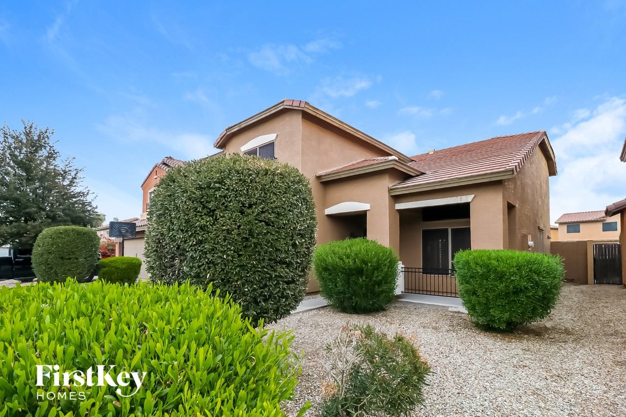 3349 S 98th Ln - Photo 2 of 15