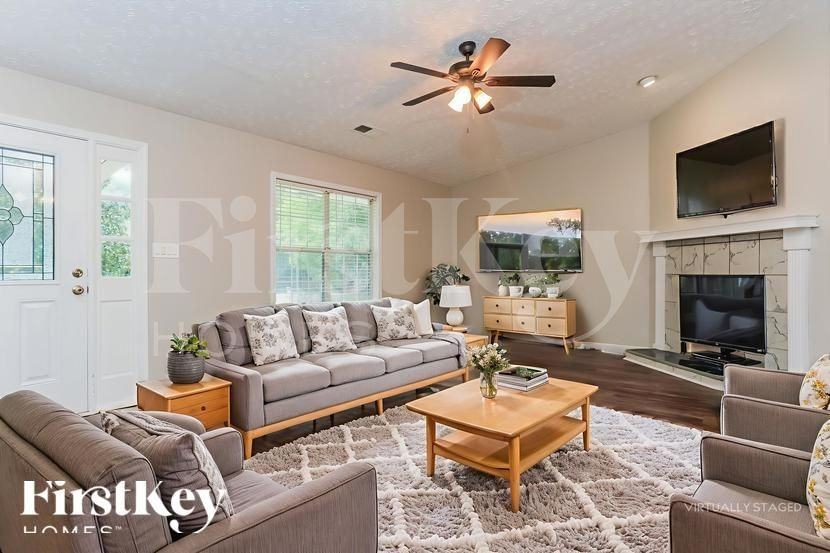 1999 Bullock Trl - Photo 3 of 18