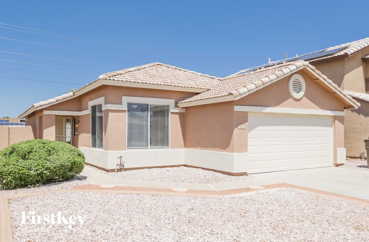 8630 W Shaw Butte Dr - Photo 2 of 15