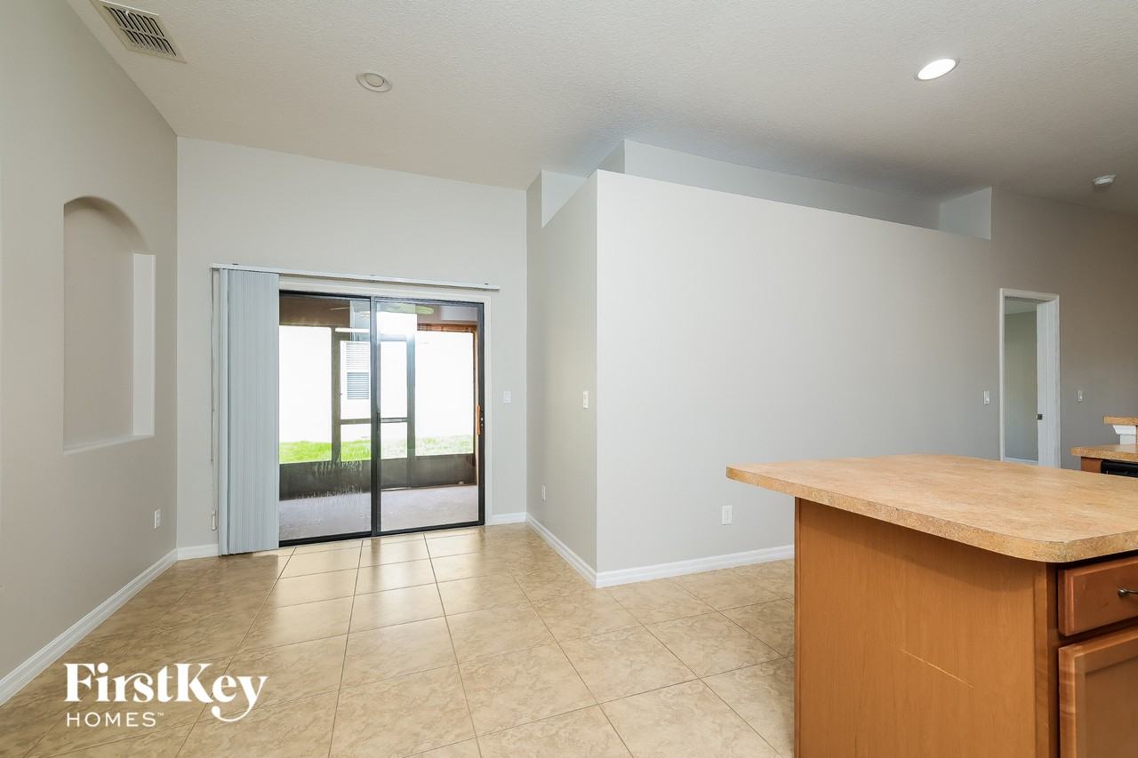 2708 Eagle Cliff Dr - Photo 4 of 15