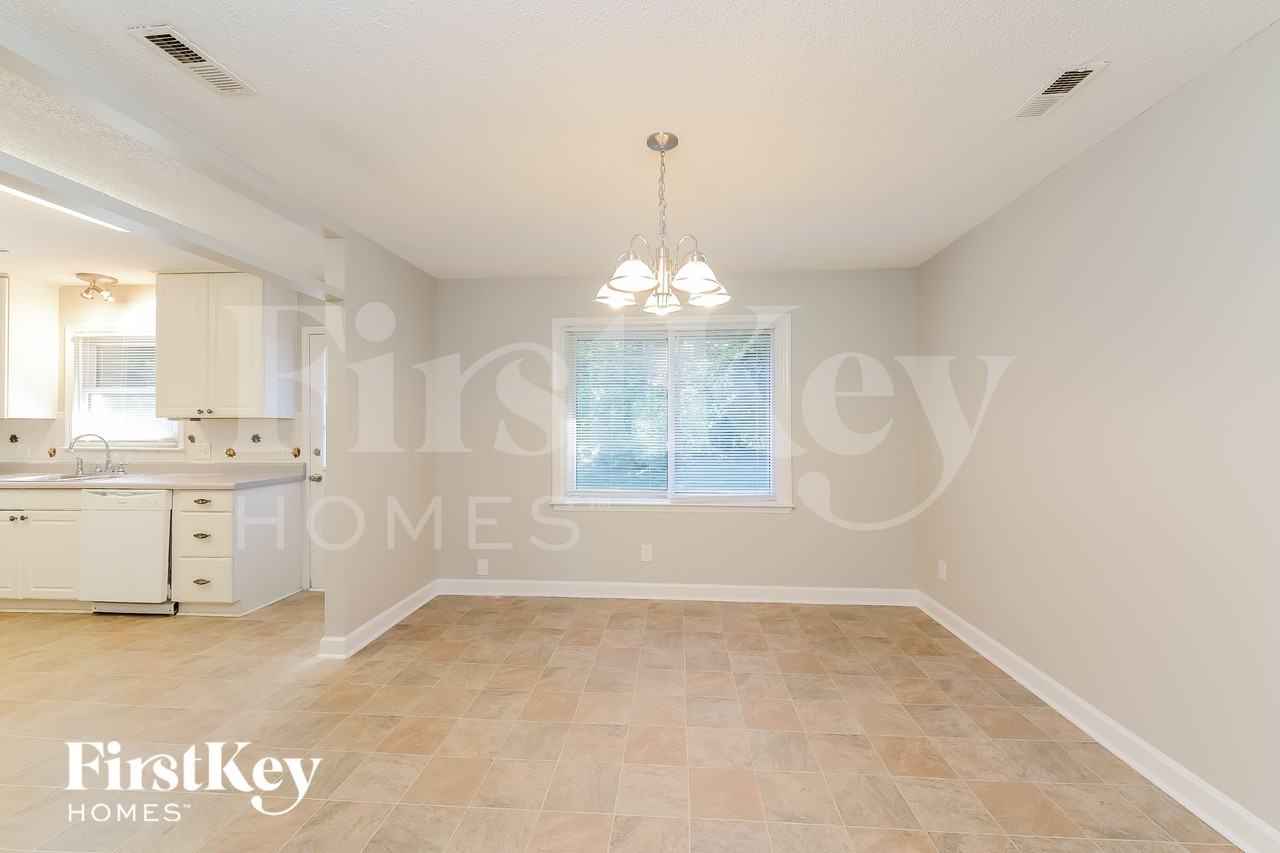 1045 High Ridge Rd - Photo 5 of 15