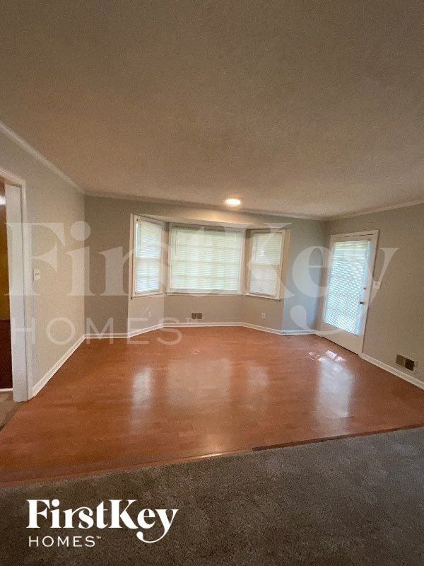 1393 Panola Rd - Photo 3 of 11