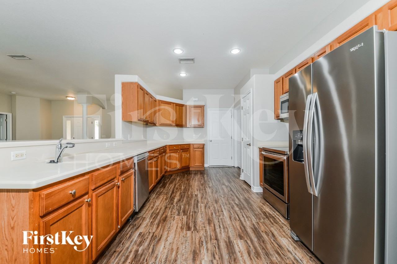 2673 Vizza Ln - Photo 5 of 16