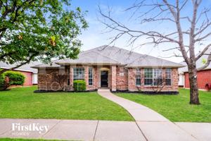 featured image of 1233 Logan Dr