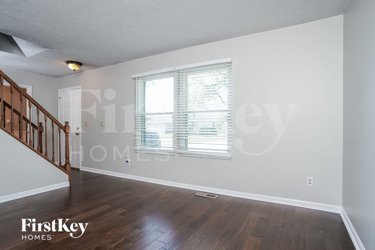 6806 Spring Arbor Dr - Photo 2 of 15