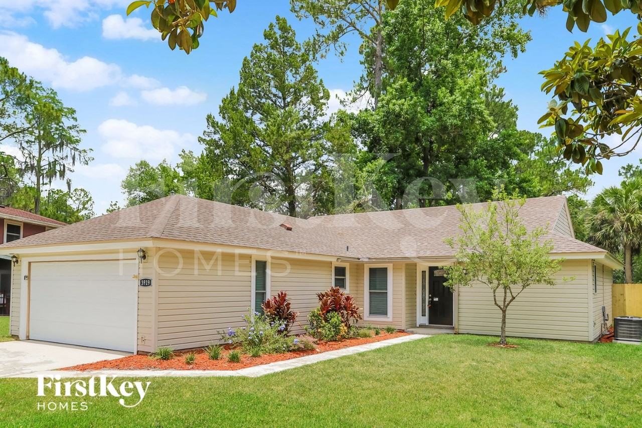 3919 Summer Pines Dr - Photo 2 of 15