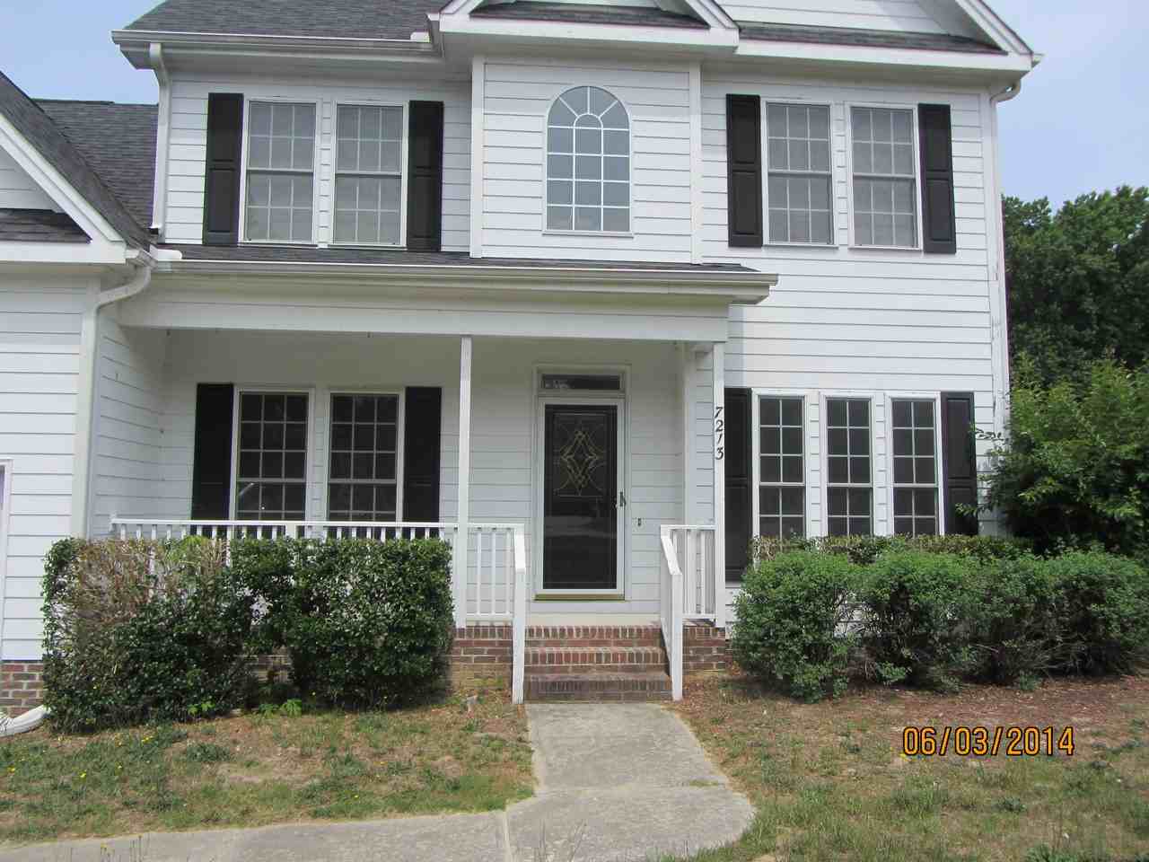 7213 Oak Village Way - Photo 2 of 26