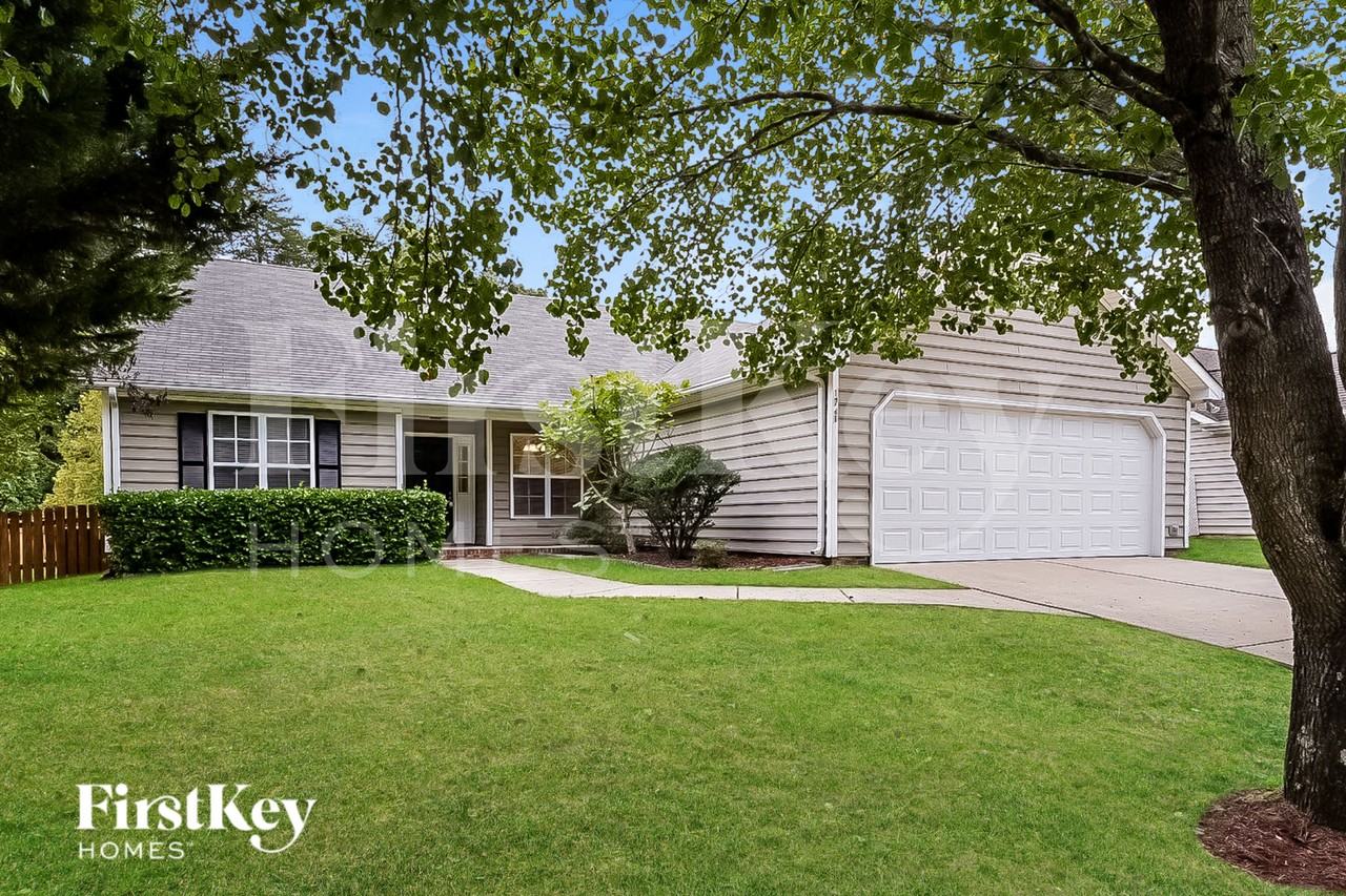 1711 Kildare Woods Dr - Photo 3 of 16