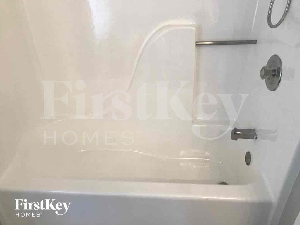 4 Lantana Ct - Photo 7 of 22