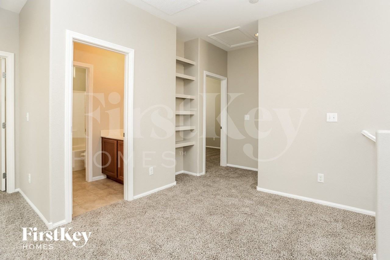 8529 Kellman Ave - Photo 7 of 15